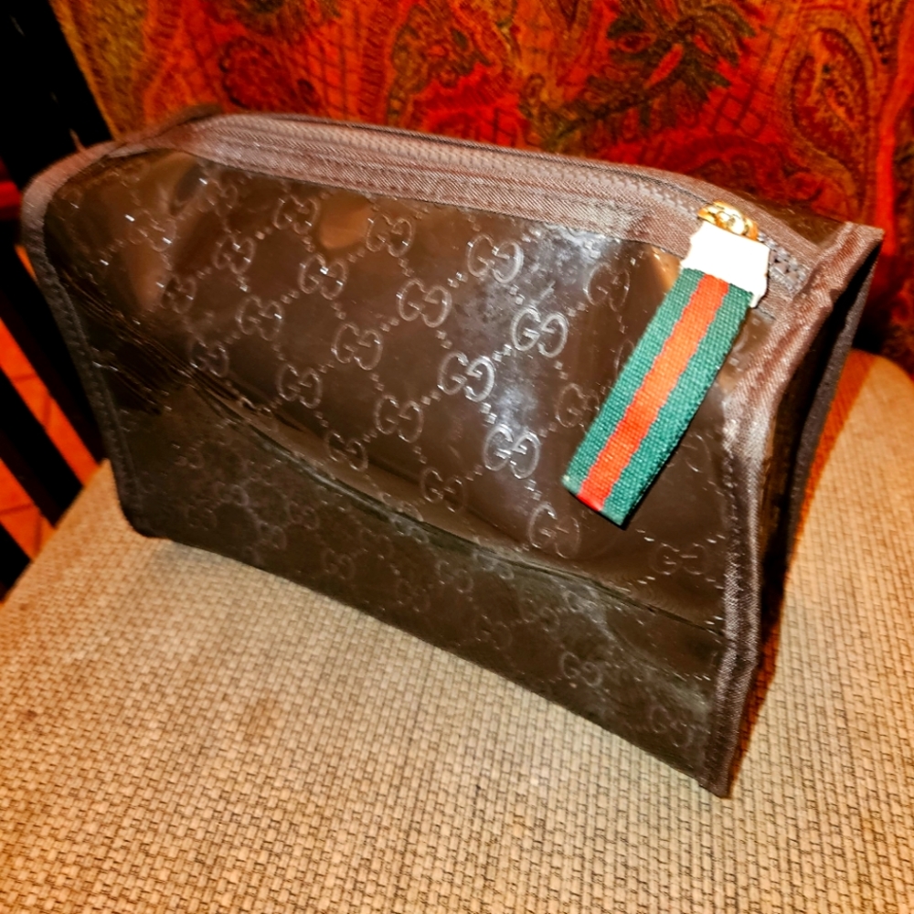 Auth GUCCI silicone toiletry bag-NEW